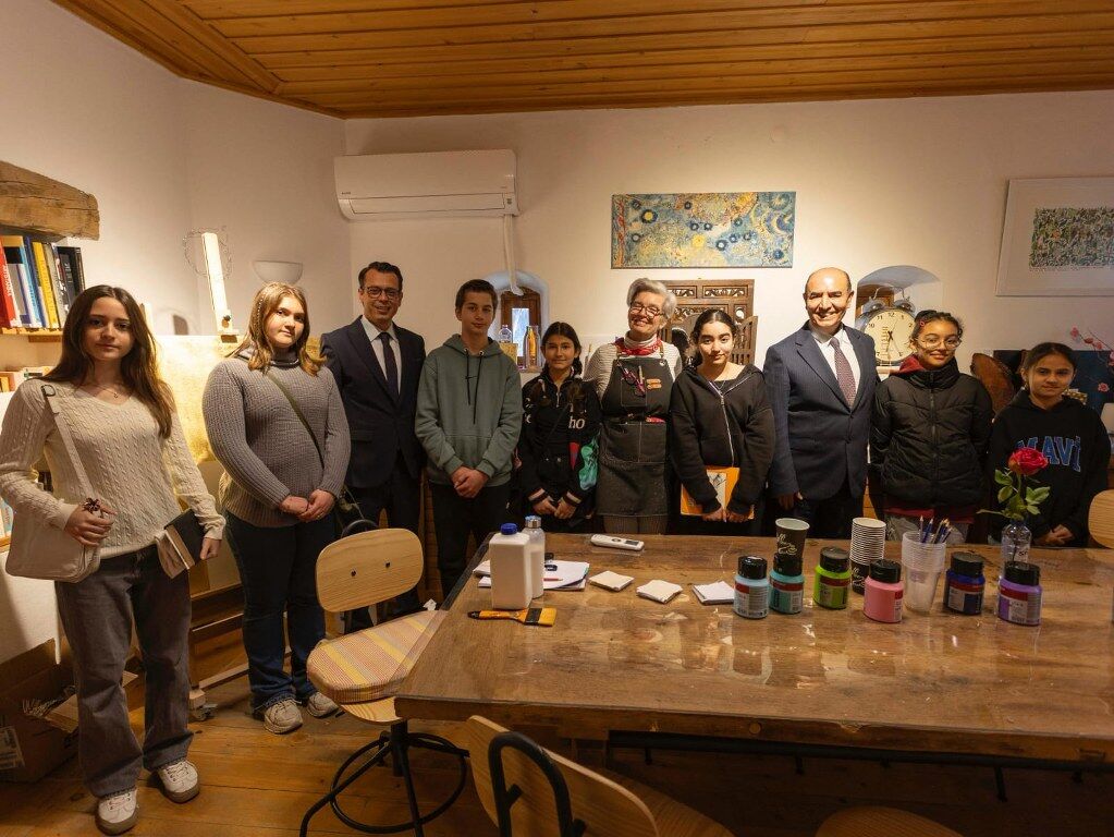 Öğrenciler sanatçı Aljohara Jeje ile üretim sürecini deneyimledi