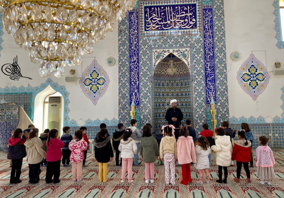 Minik yürekler cami ziyaretinde