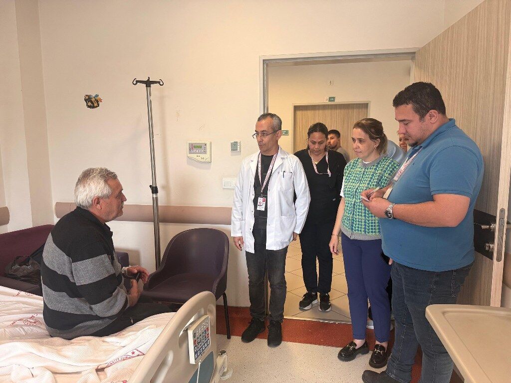 Köyceğiz Devlet Hastanesi’nde Başhekimden Hasta Ziyareti