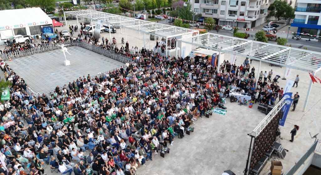 Muğla Büyükşehir’den şampiyon takıma tam destek
