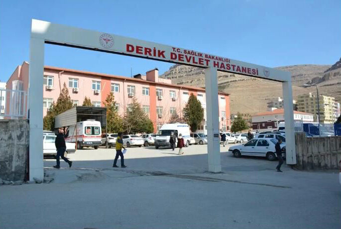 Aracın altında kalan 2 yaşındaki çocuk hayatını kaybetti