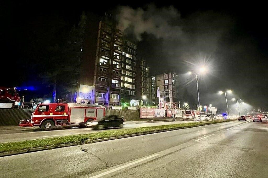 Huzurevinde yangın: En az 9 kişi hayatını kaybetti