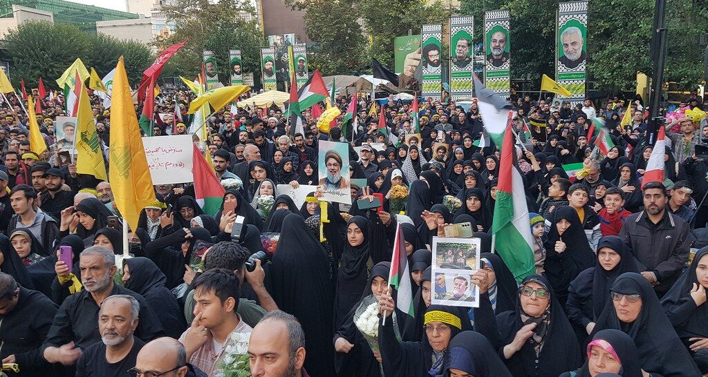 İngiltere ve Polonya: “İran'ı derhal terk edin”