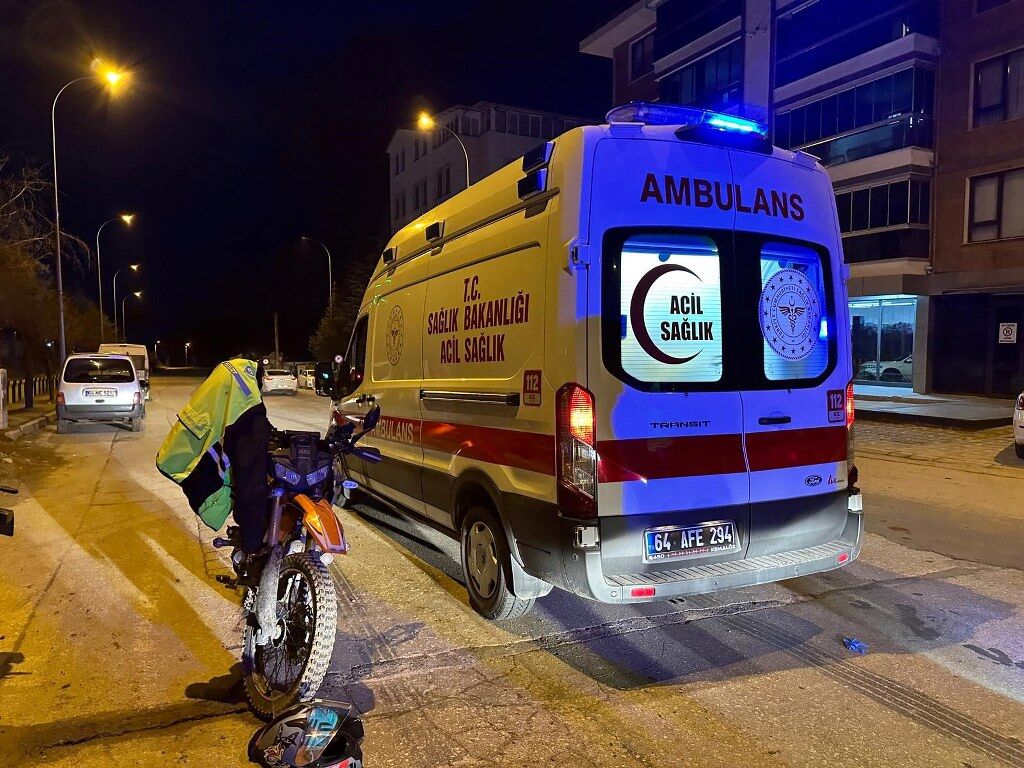 Motosikletin çarptığı yaya hayatını kaybetti: Kaza anı kamerada