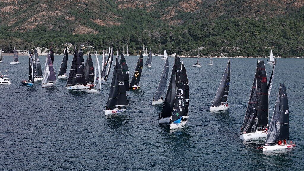Marmaris MIYC Kış Trofesi Yat Yarışları'nın 2. ayağı başladı