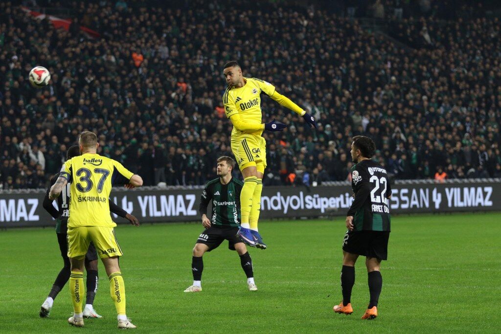 Kocaelispor, Fenerbahçe maçın ilk yarısı: 0-1